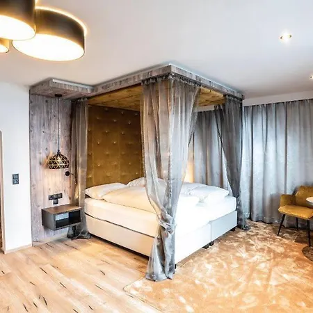 Mooshaus Winterresort فندق كوهتاي