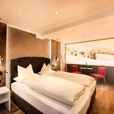 Mooshaus Winterresort فندق