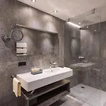 Mooshaus Winterresort فندق