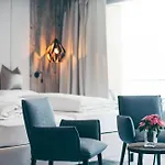 Mooshaus Winterresort فندق كوهتاي