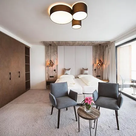Mooshaus Winterresort Otel 4*