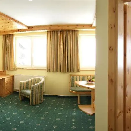 فندق Mooshaus Winterresort 4*