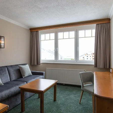 Mooshaus Winterresort 4* 퀴타이