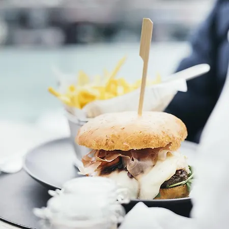 호텔 Mooshaus Winterresort 퀴타이